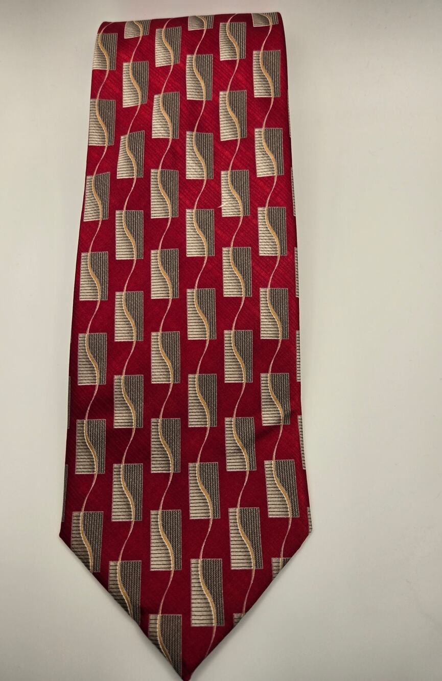 Giorgio Bissoni 100% Silk Red Geometric Wide Necktie